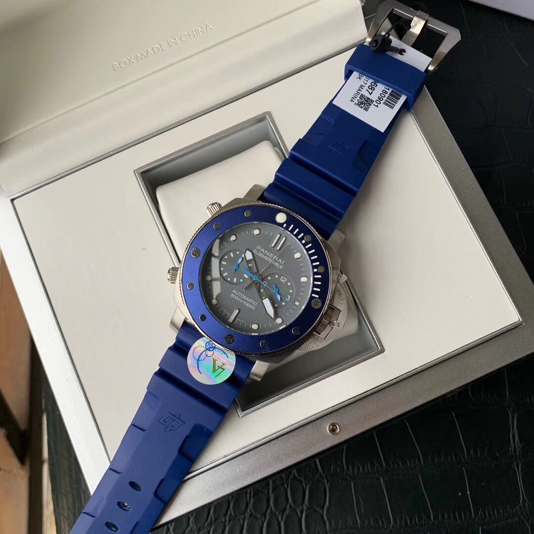 LUMINOR SUBMERSIBLE CHRONOGRAPH EDITION GUILLAUME NERY