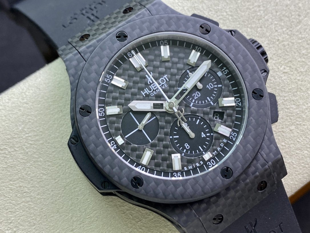 BIG BANG 44MM CARBON FIBER BLACK DIAL