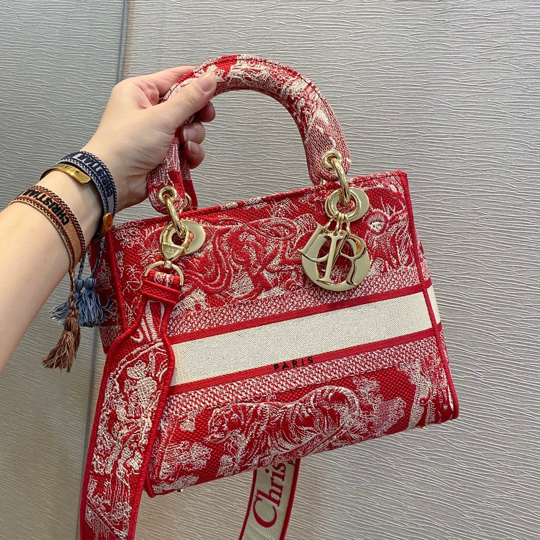 MEDIUM LADY D-LITE 24 RED MULTI COLOR EMBROIDERY