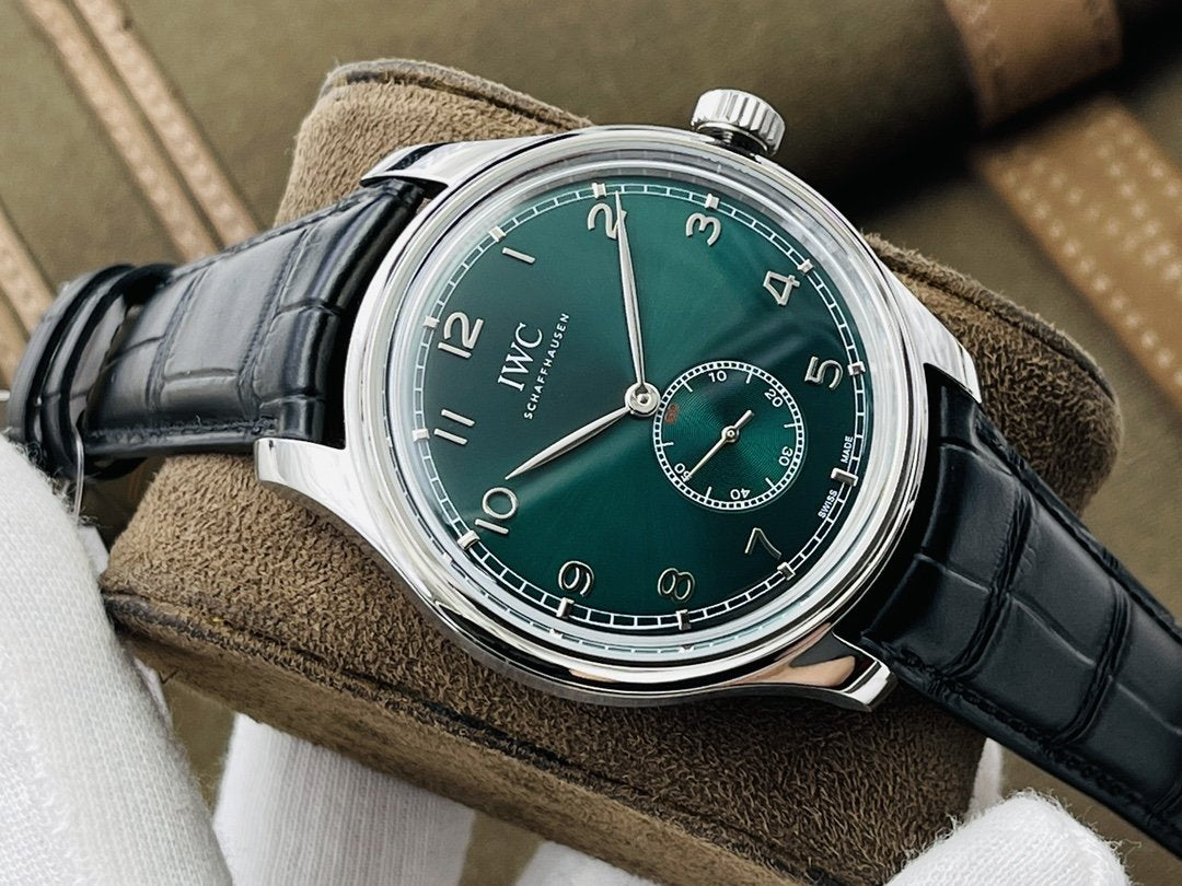 PORTUGUESE HAND-WOUND STEEL CASE GREEN DIAL BLACK LEATHER