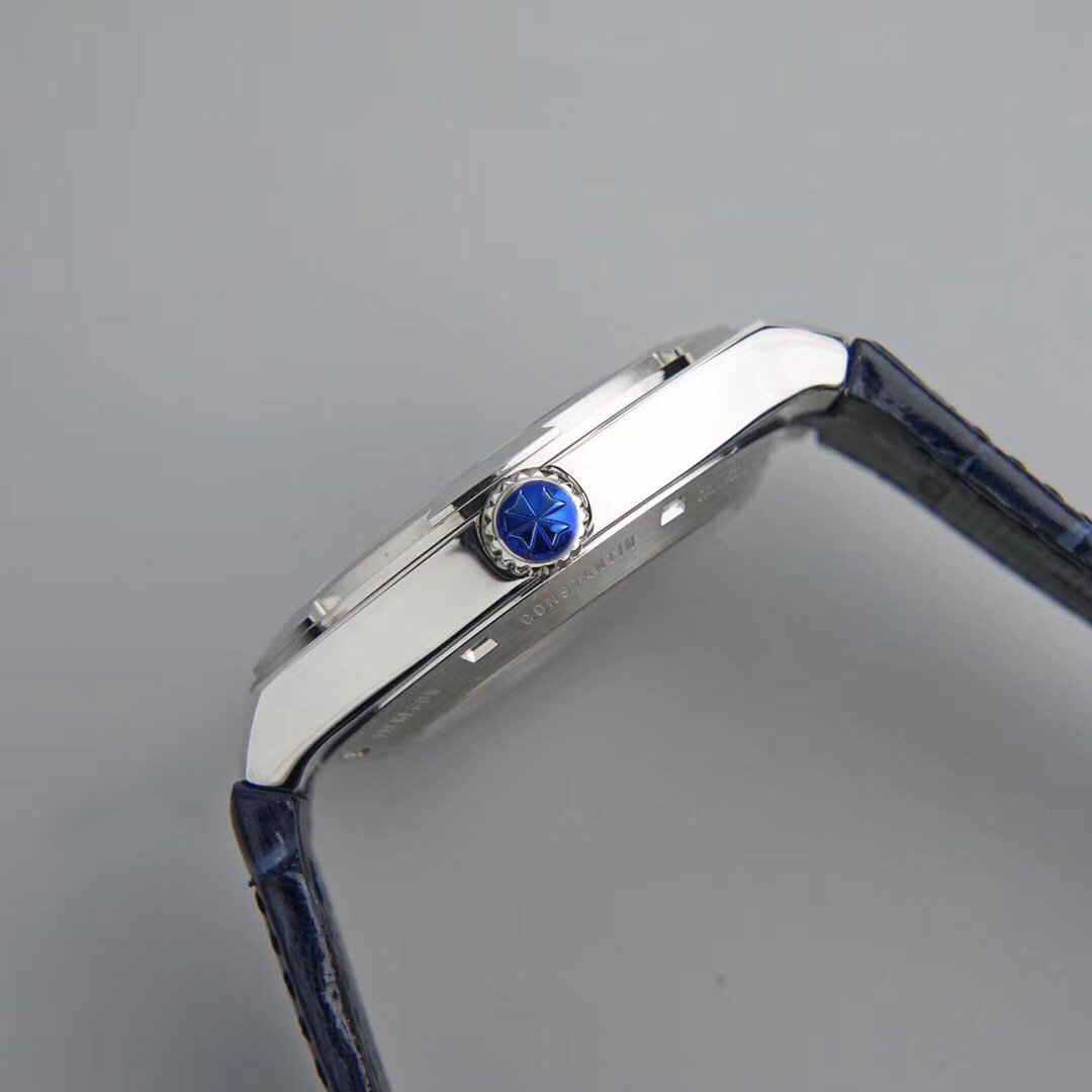 VACHERON OVERSEA AUTOMATIC 41 STAINLESS STEEL BLUE DIAL