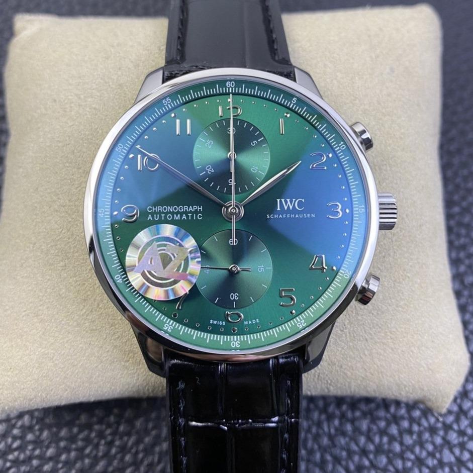 PORTUGIESER CHRONOGRAPH STEEL CASE GREEN DIAL