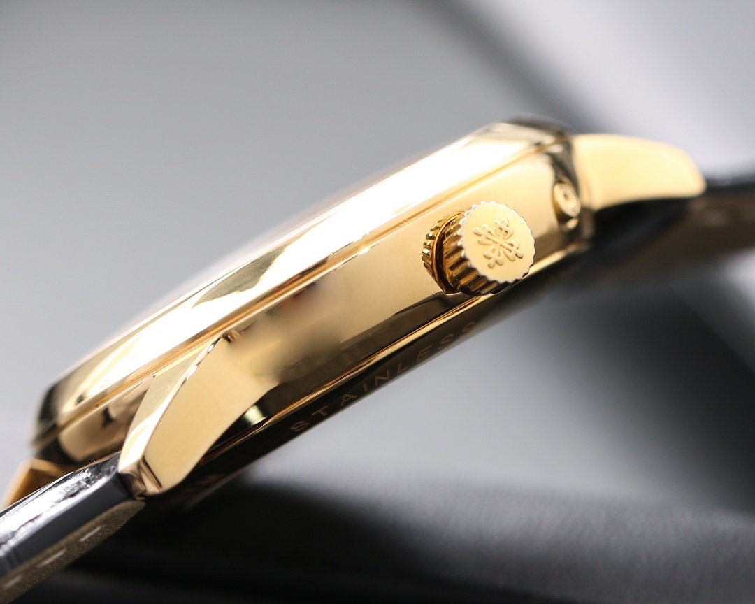 PATEK ANNUAL CALENDAR 42MM MOONPHASE GOLD