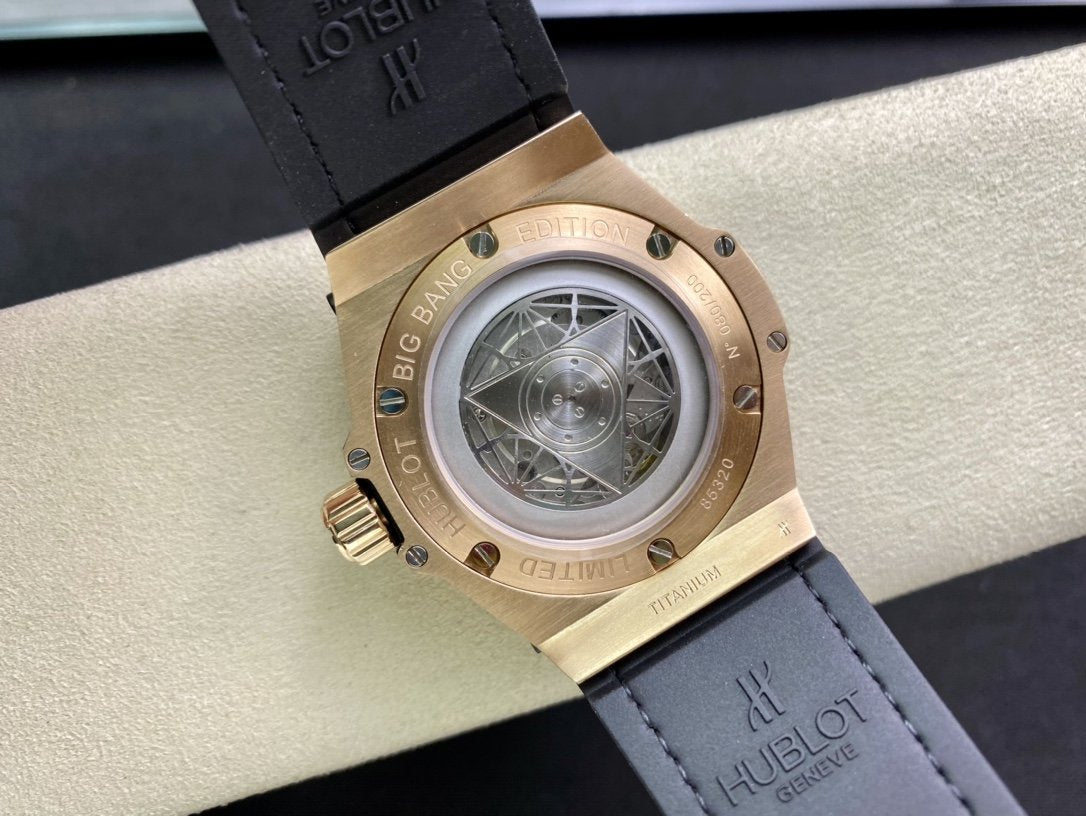 BIG BANG UNICO SANG BLEU 42 GOLD BLUE DIAL