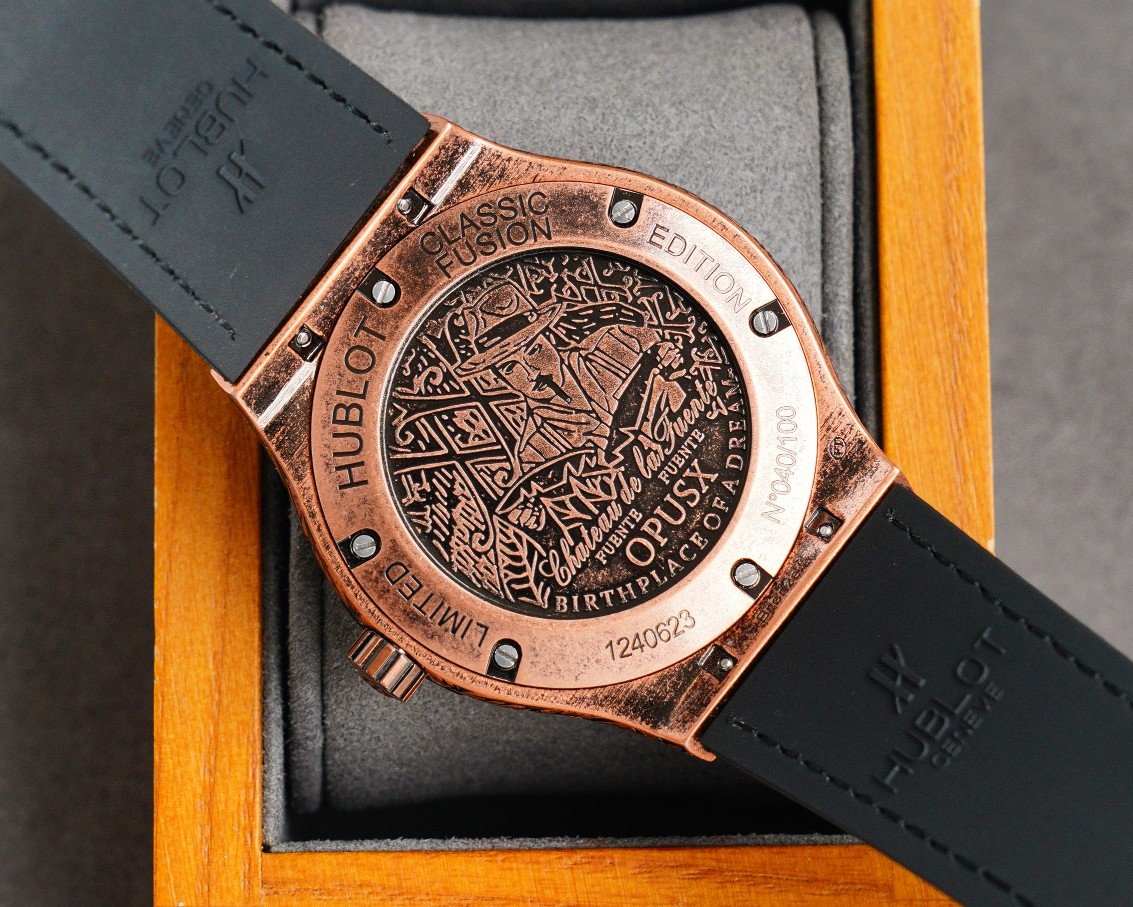 CLASSIC FUSION 45MM ENGRAVED SECOND HAND