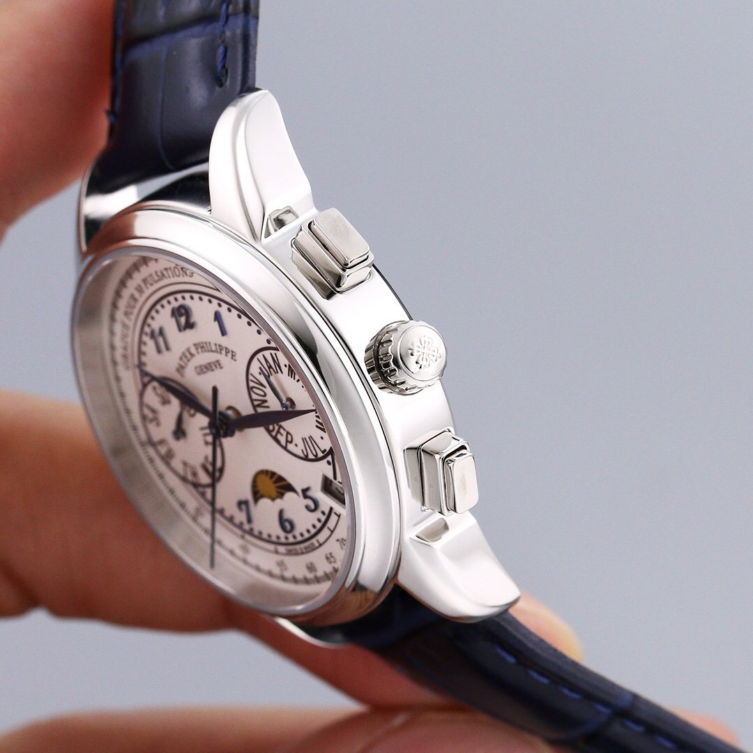 PATEK COMPLICATIONS 7150 ANNUAL CALENDAR MOONPHASE STEEL