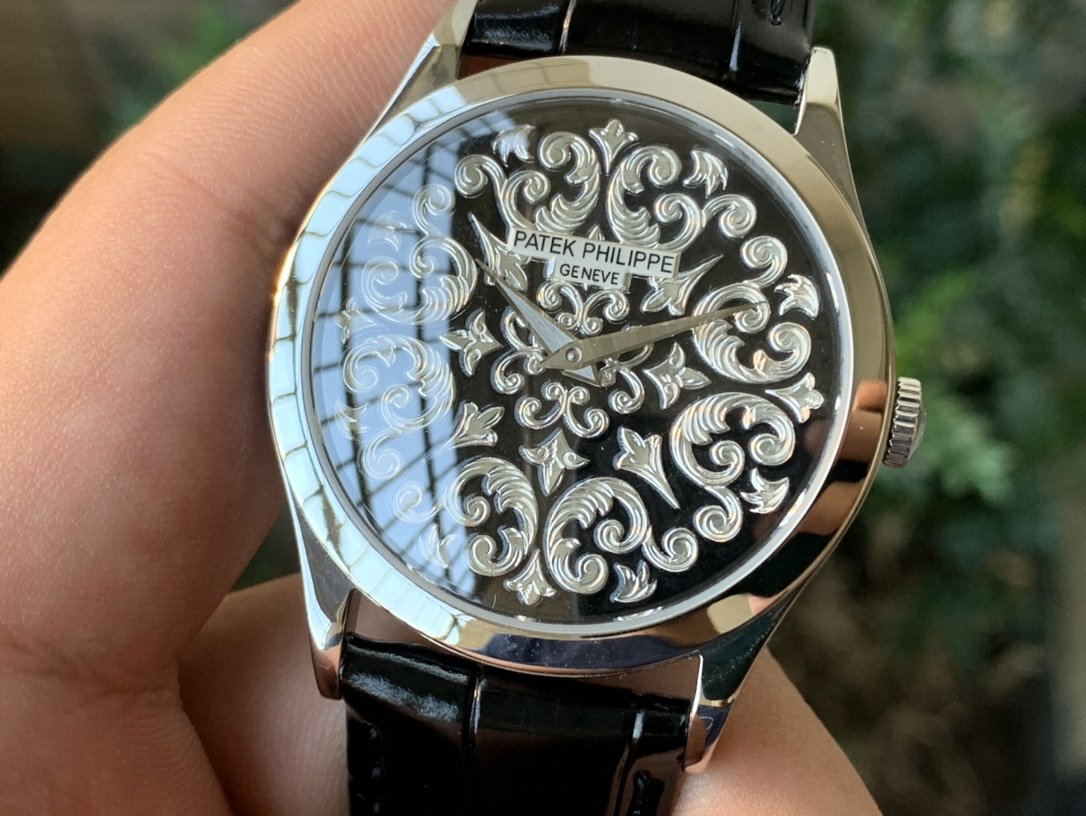 PATEK CALATRAVA 38 PLATINUM HAND-ENGRAVED BLACK DIAL