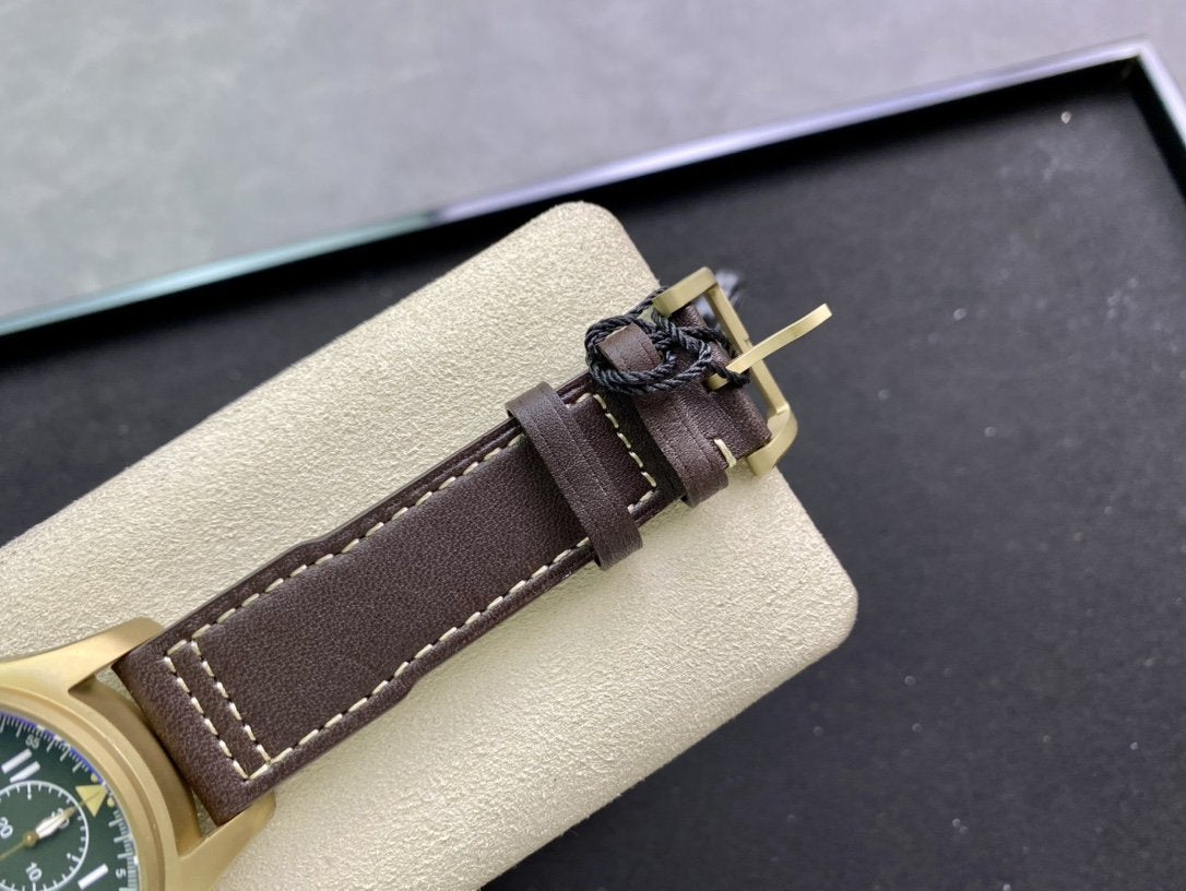 PILOT DAY-DATE CHRONOGRAPH RED GOLD GREEN DIAL