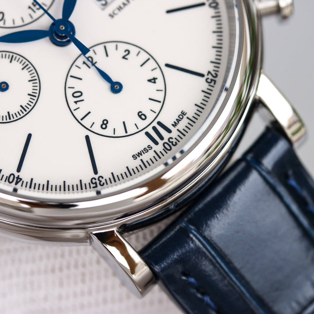 PILOT DAY-DATE CHRONOGRAPH 42MM STEEL CASE WHITE DIAL