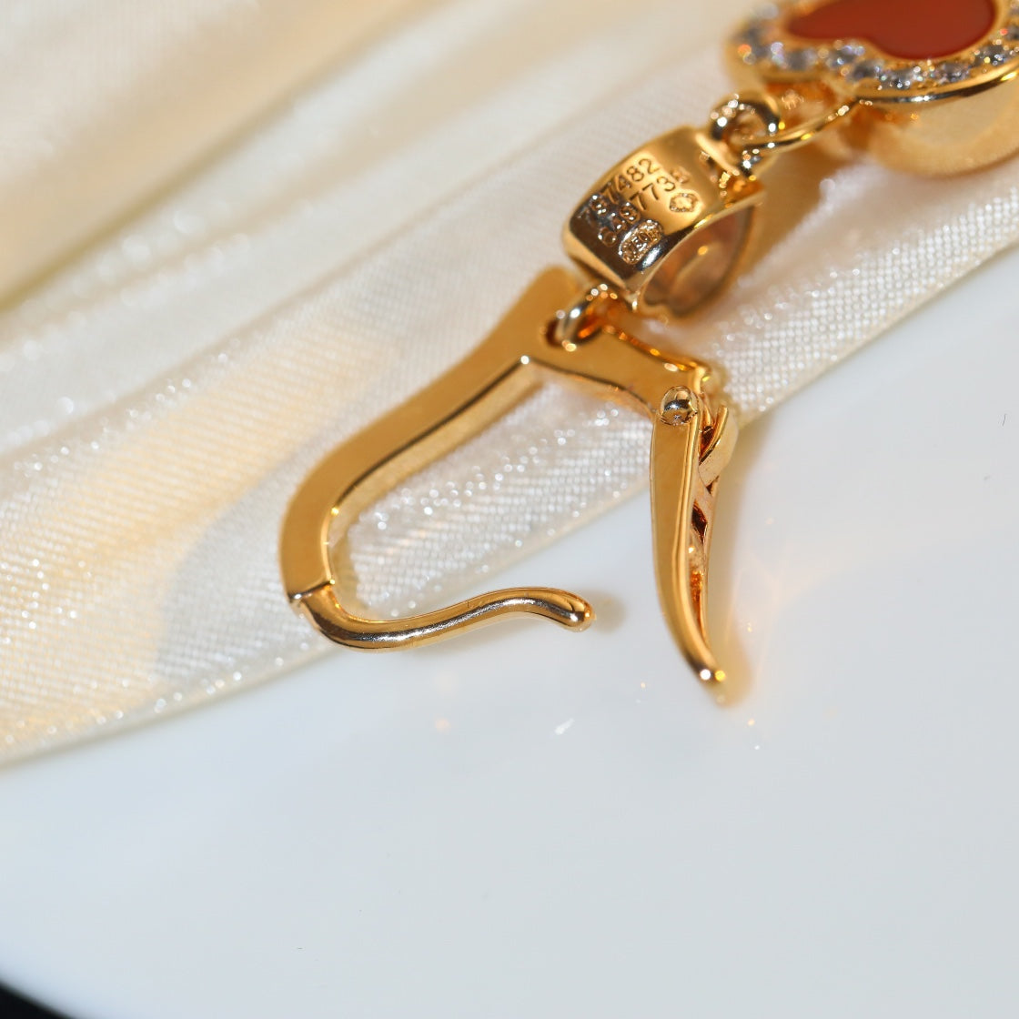 HAPPY HEART DIAMOND PINK GOLD EARRINGS