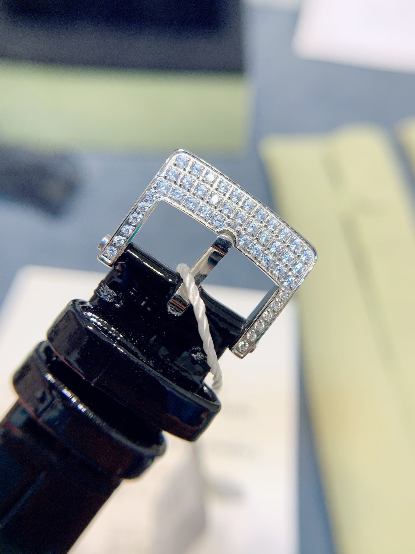 LADY ARPELS LOVER BRIDGE BLACK