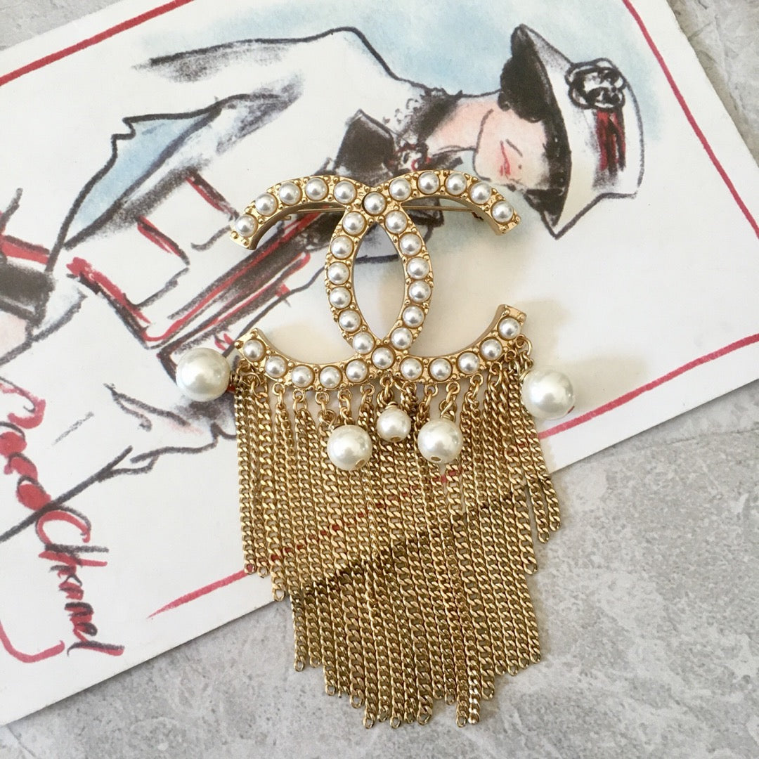 CC Brooch 156987