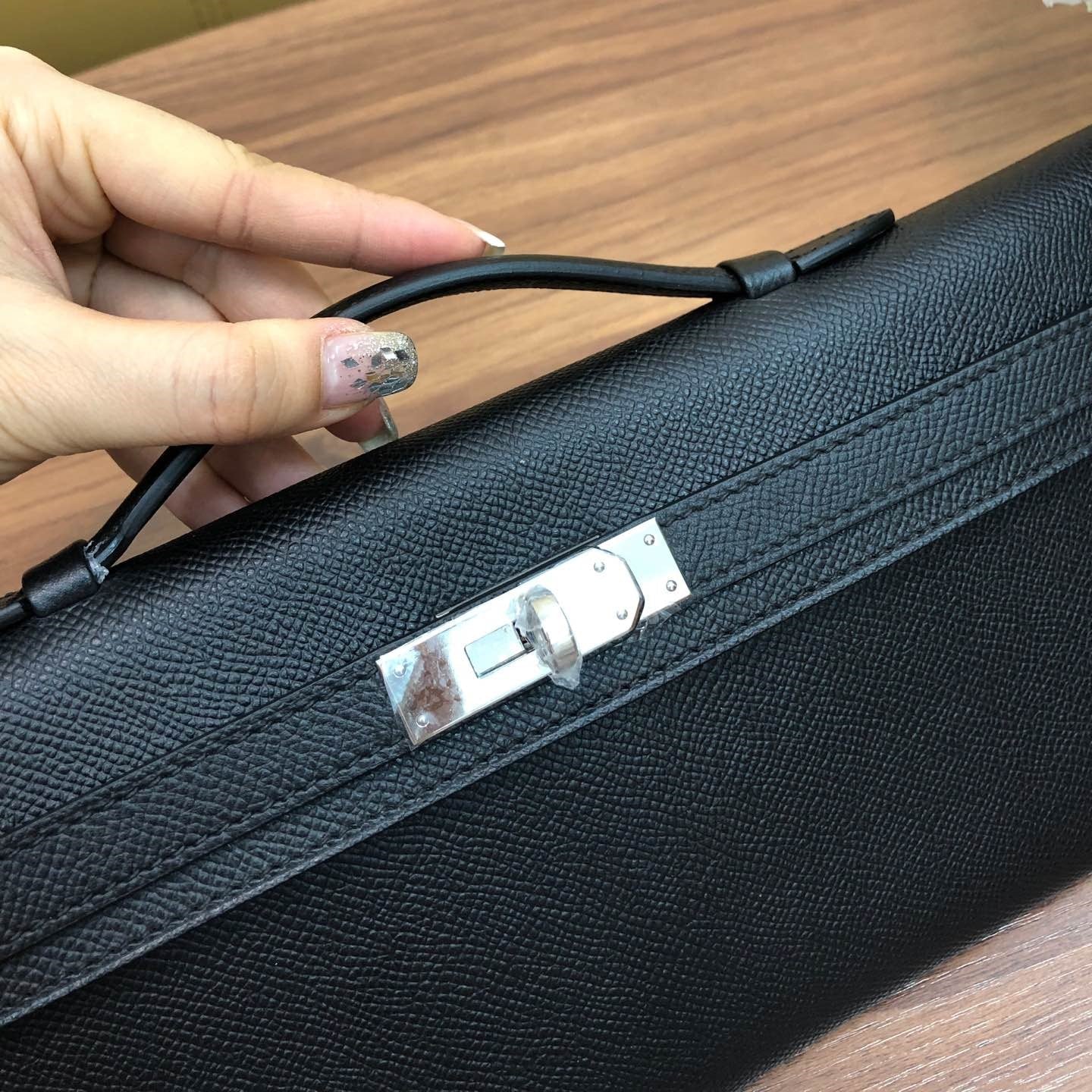 HM Kelly Cut 31cm Black Swift Leather Shw Silver Hardware