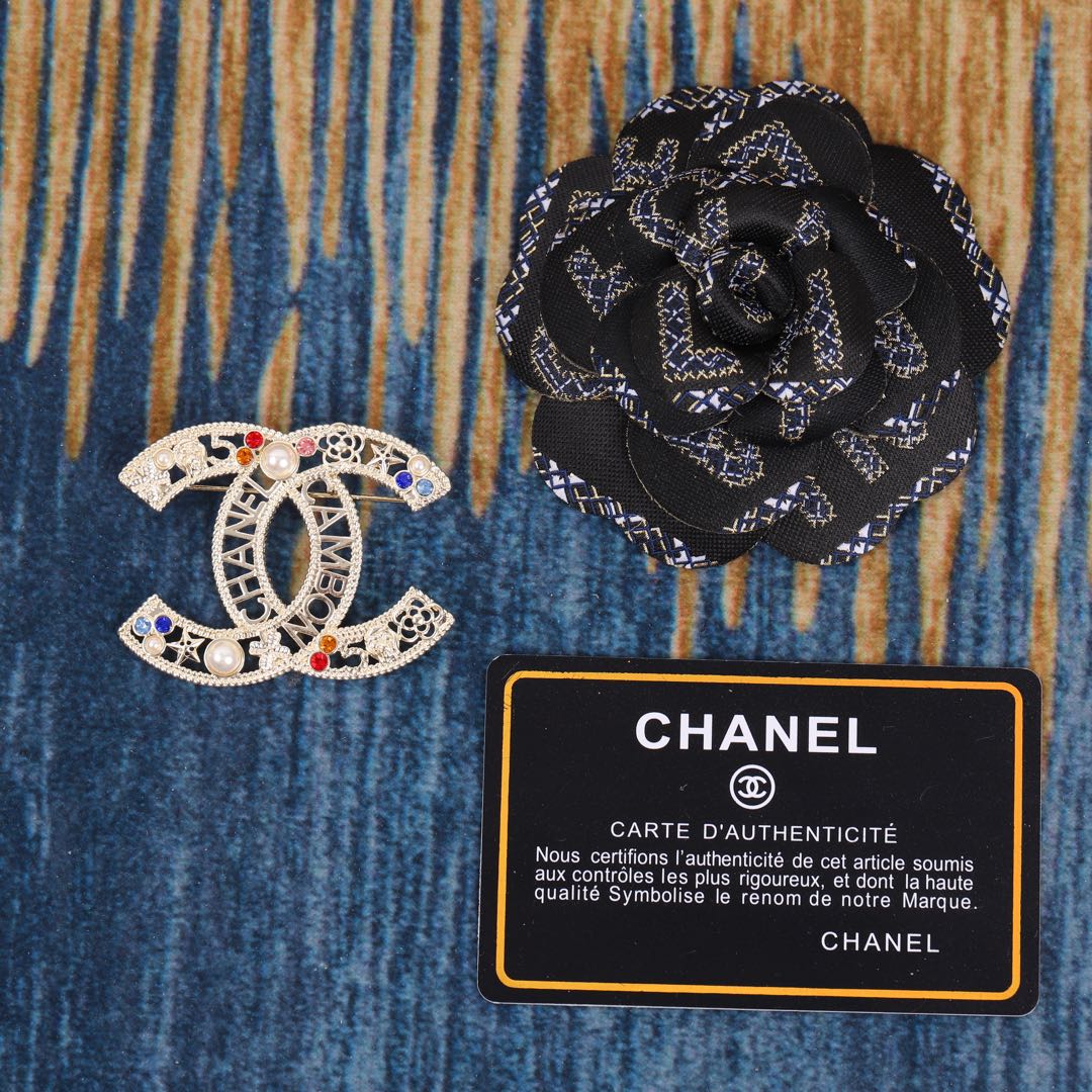 CC Brooch 156789