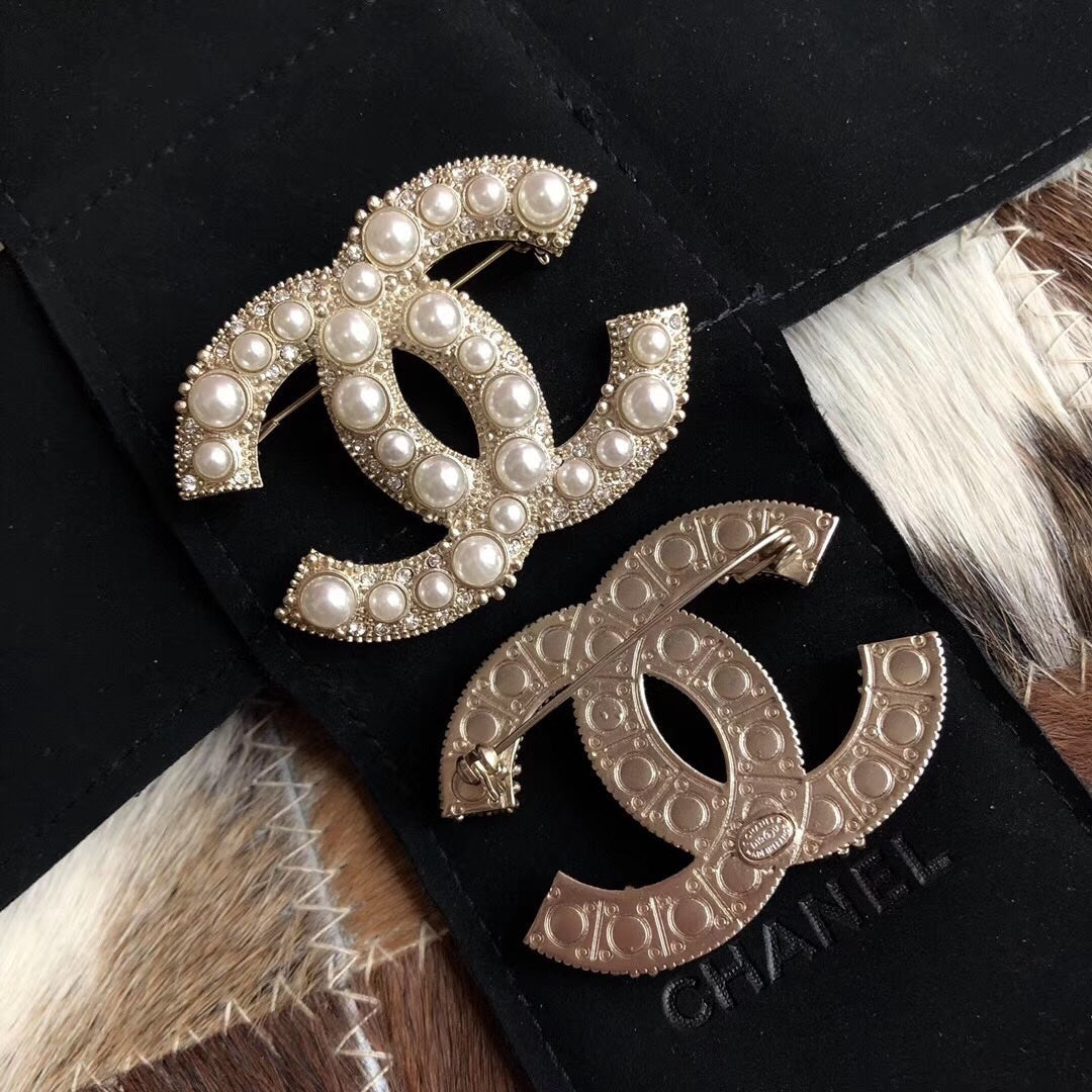 CC Brooch 155674