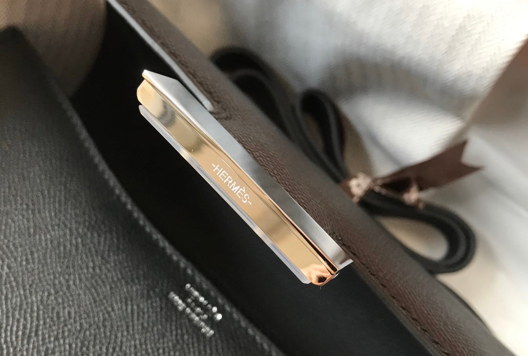 CONSTANCE 18 EPSOM SILVER HARDWARE