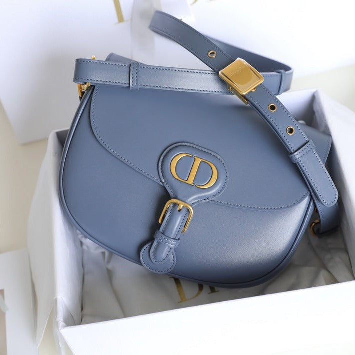 MEDIUM CD BOBBY 22CM CALFSKIN GOLD HARDWARE