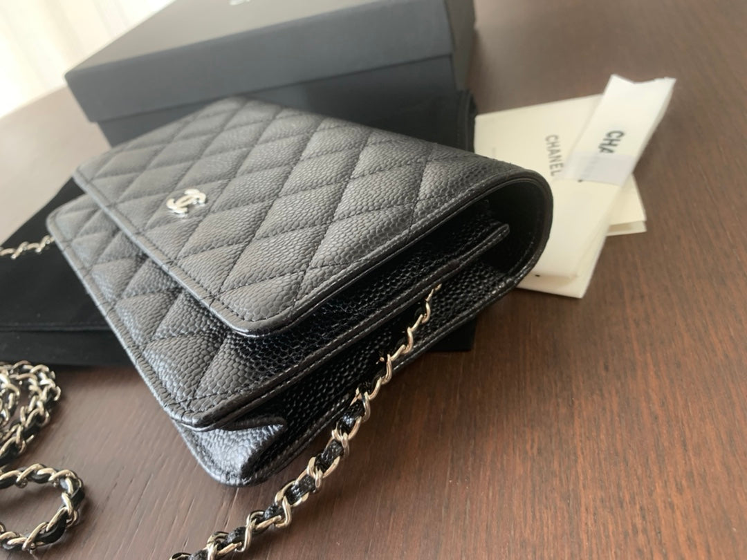 WOC 19CM CAVIAR SILVER HARDWARE