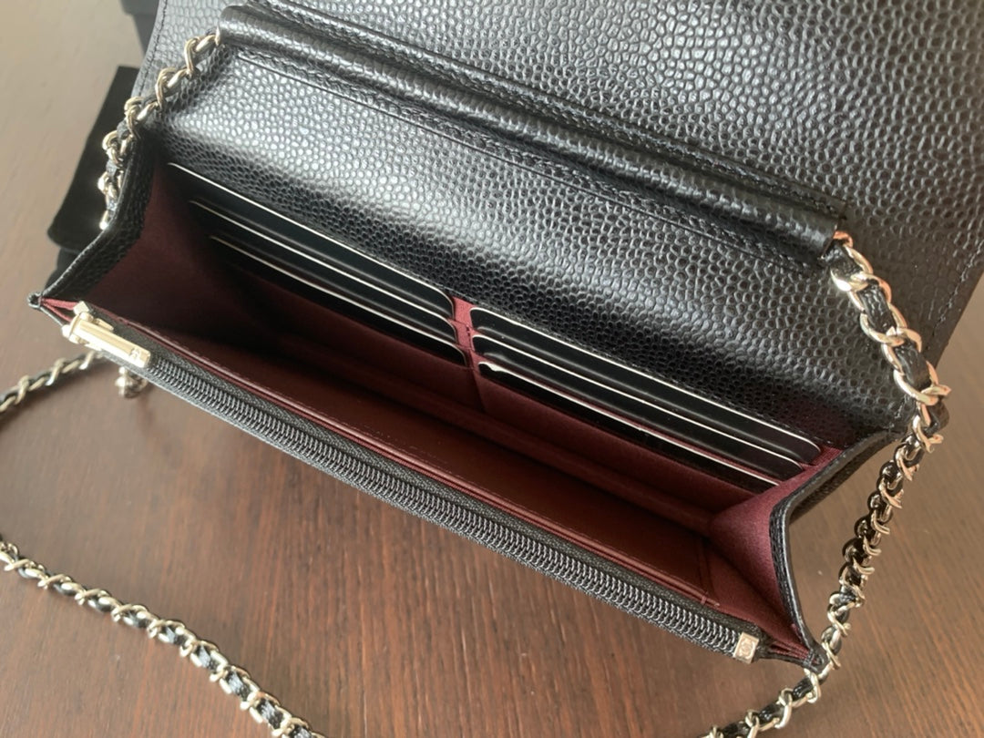 WOC 19CM CAVIAR SILVER HARDWARE