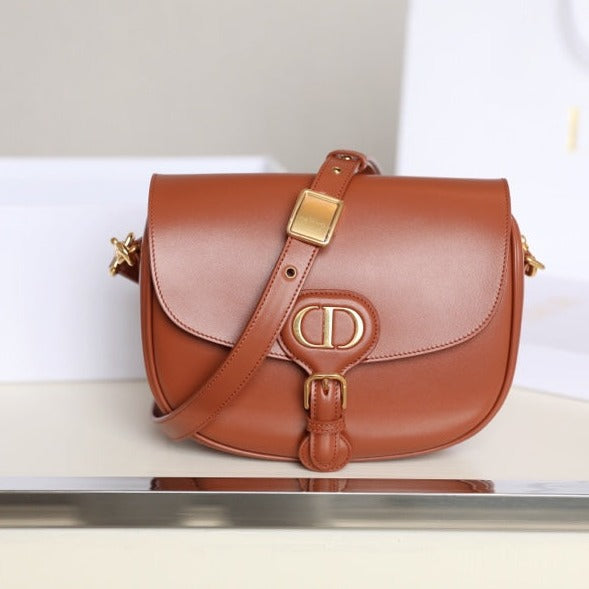MEDIUM CD BOBBY 22CM CALFSKIN GOLD HARDWARE