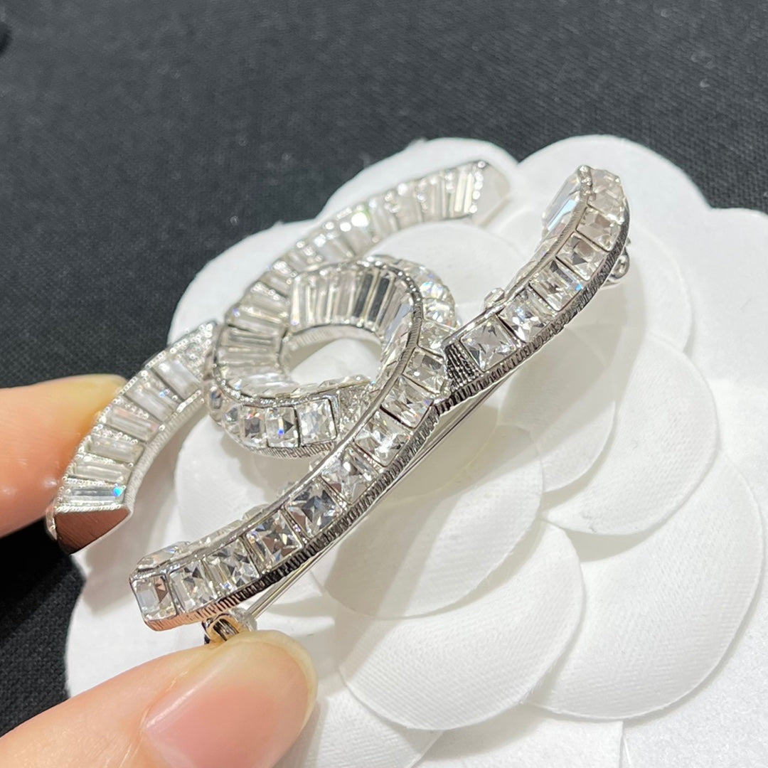 CC Brooch 157811