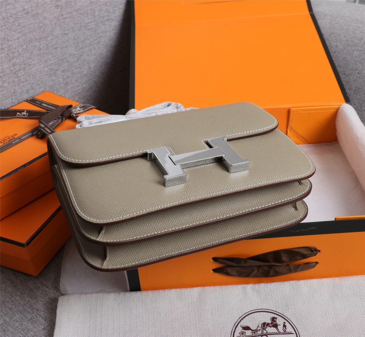 HM CONSTANCE BAGS 18 KHAKI EPSOM SILVER HARDWARE