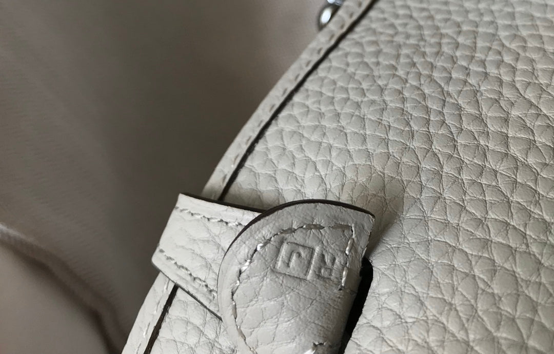 Mini Evelyne 18cm Ivory Togo Silver Hardware