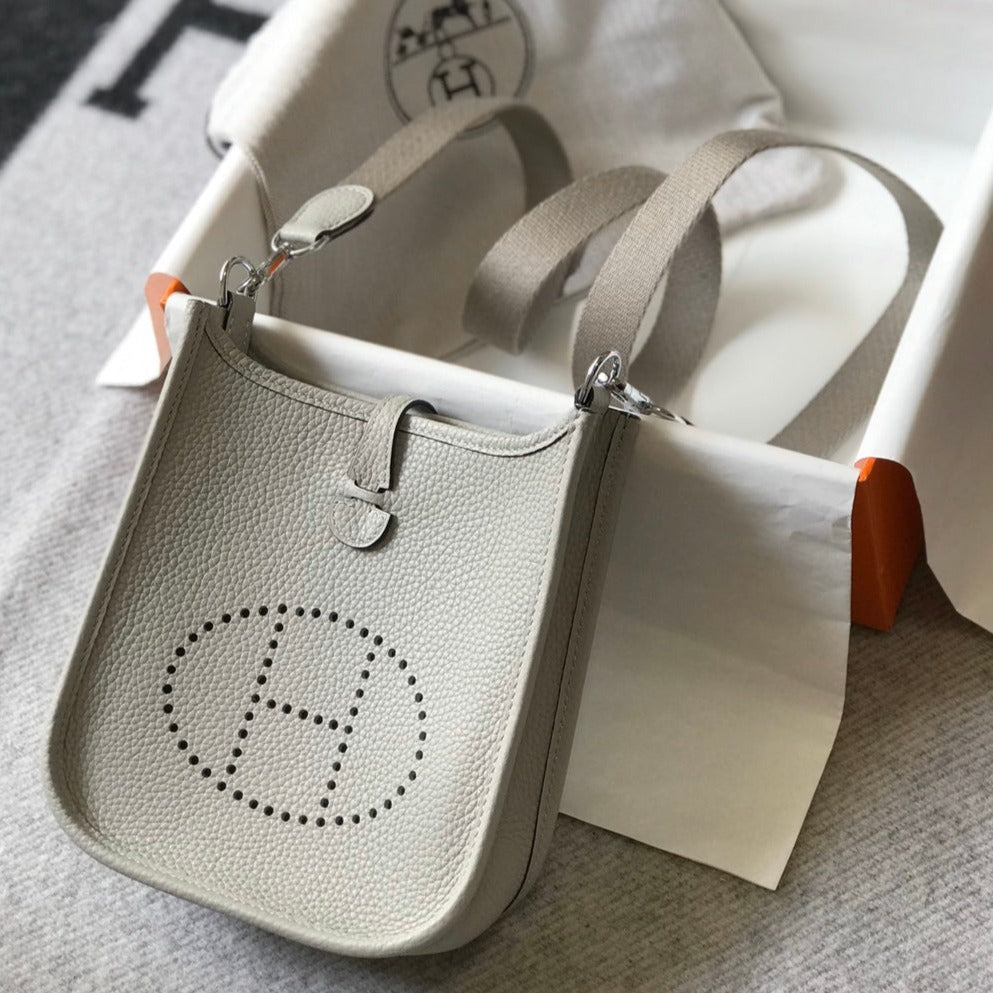 Mini Evelyne 18cm Ivory Togo Silver Hardware