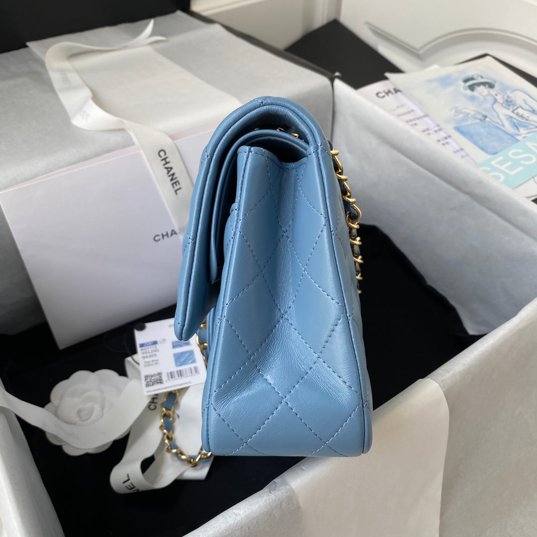 Medium Classic Flap Bag 23cm Blue Lambskin Gold Hardware