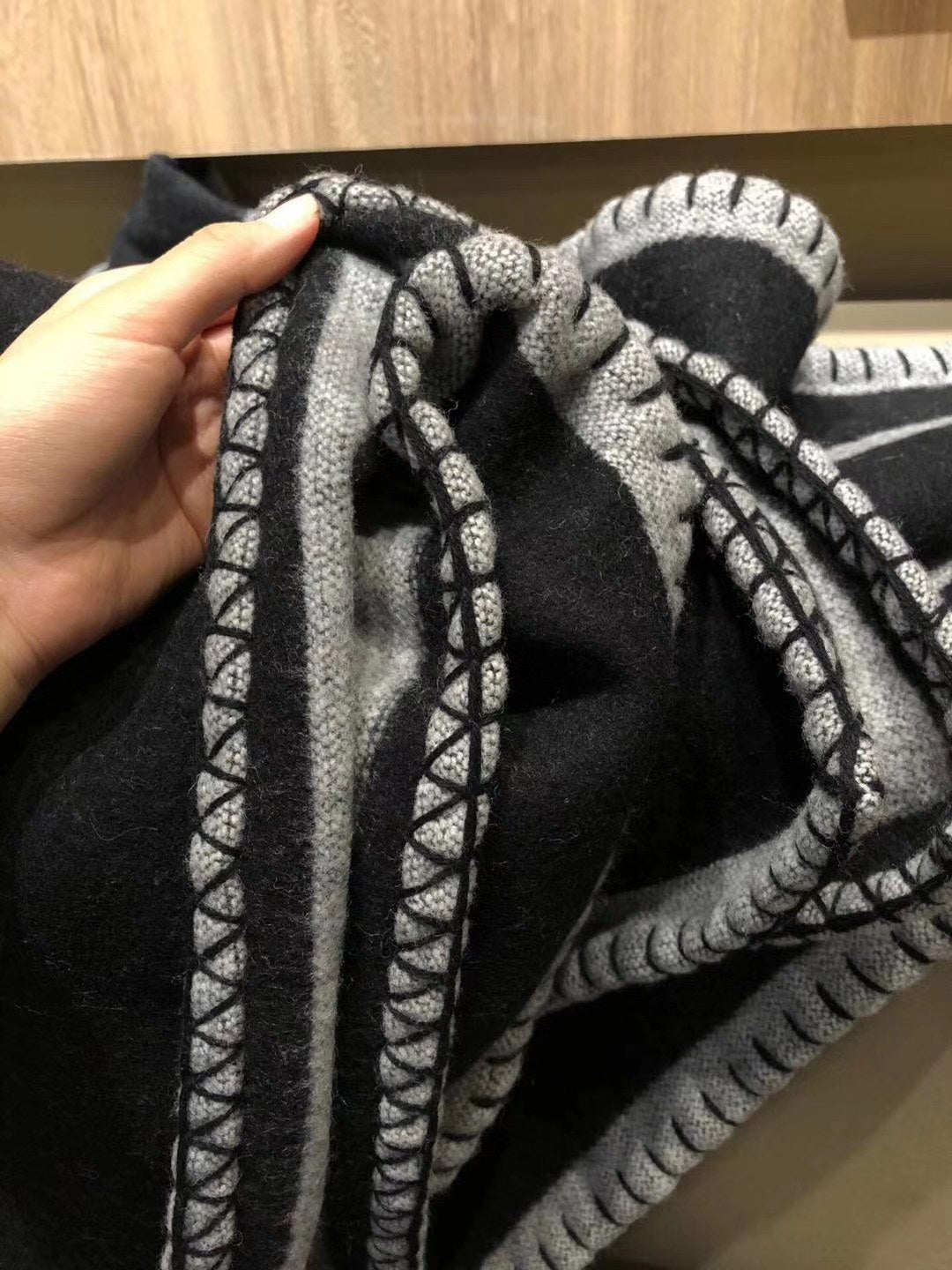 CC Merino Blanket Black Grey Wool Cashmere
