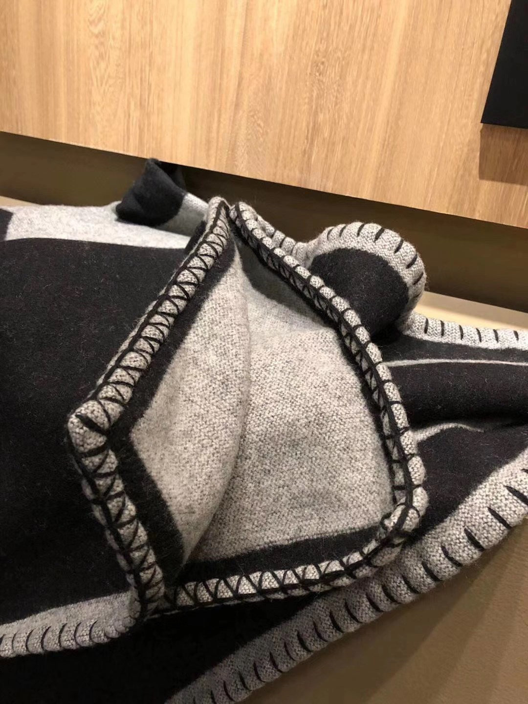 CC Merino Blanket Black Grey Wool Cashmere