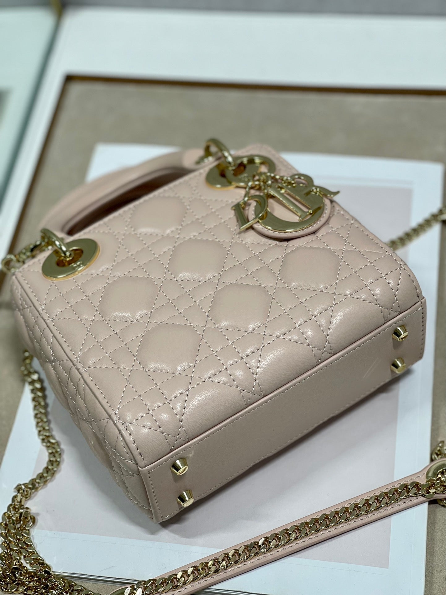 mini lady 17 lambskin