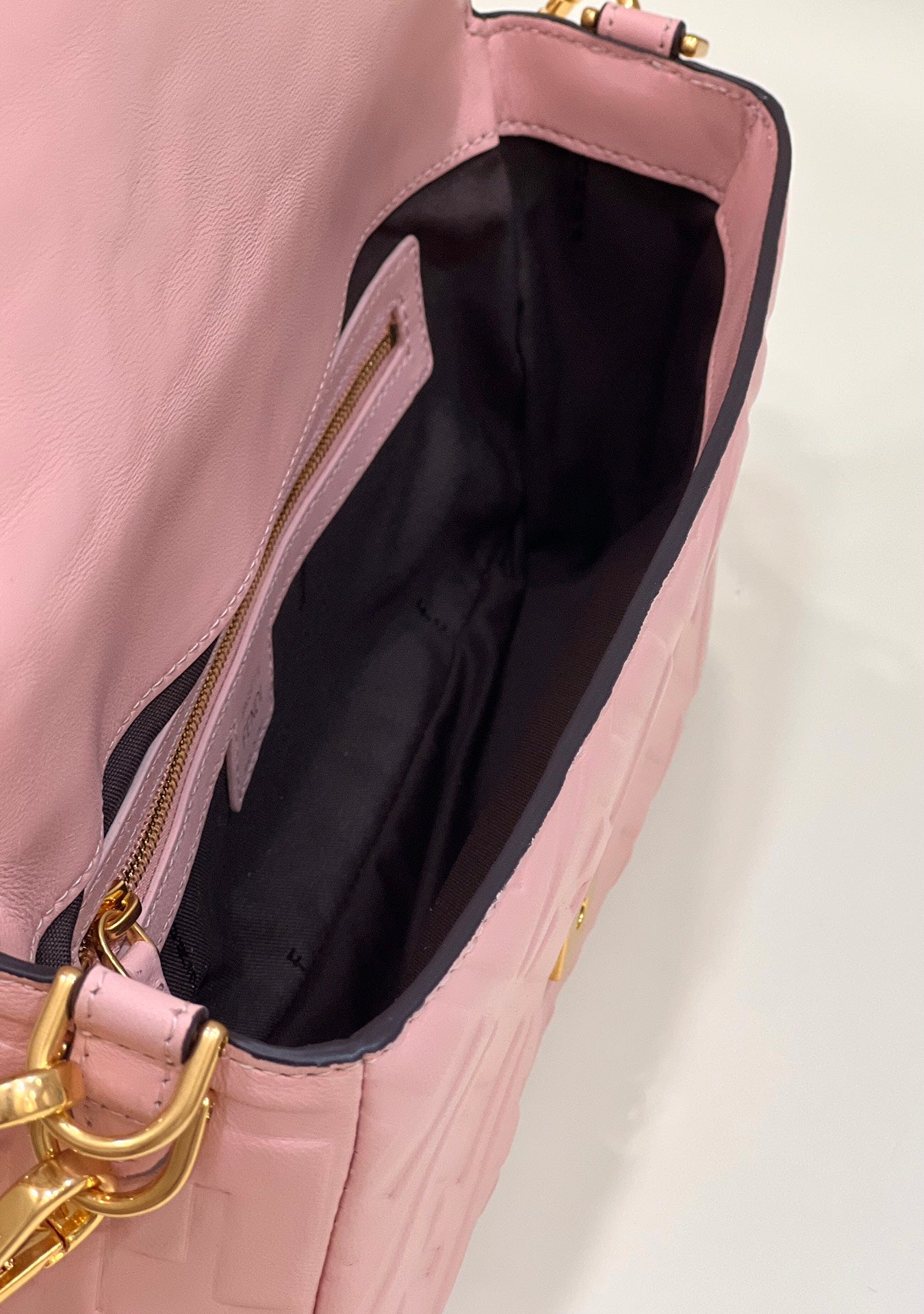 Baguette 27cm Pink Lambskin Gold Hardware