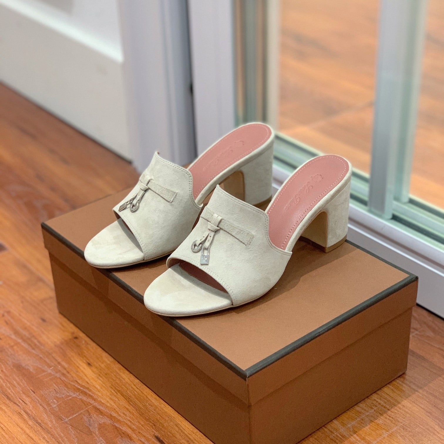 Summer Charms Mules 60 Earthy Gray Suede Pink Lambskin