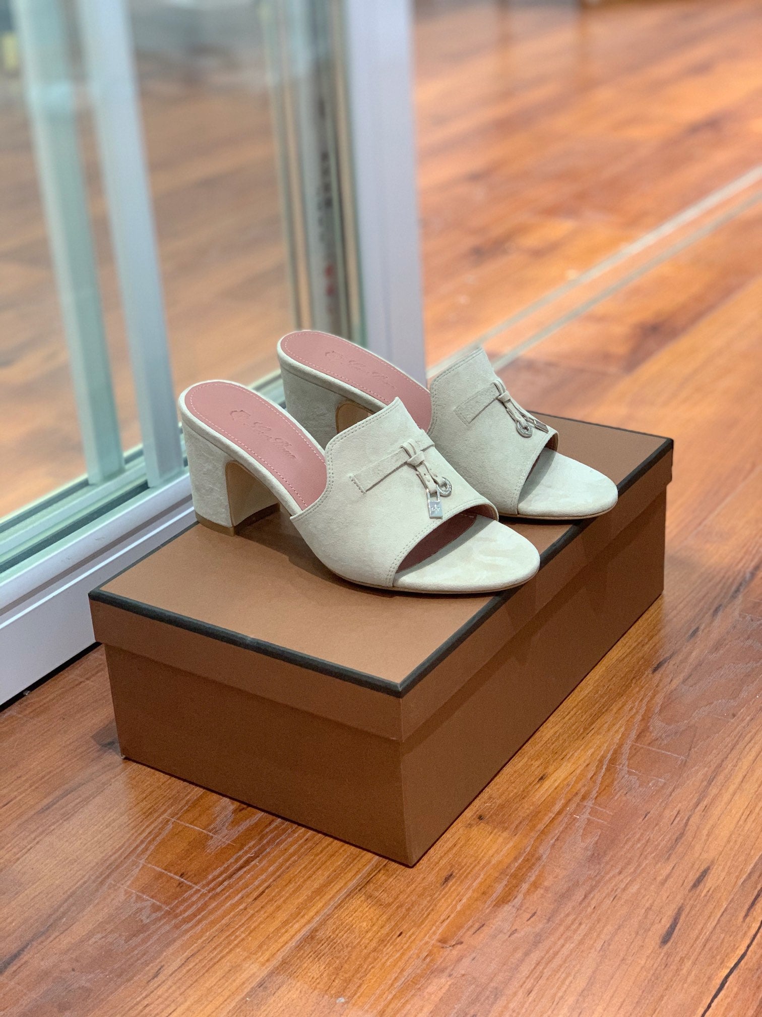 Summer Charms Mules 60 Earthy Gray Suede Pink Lambskin