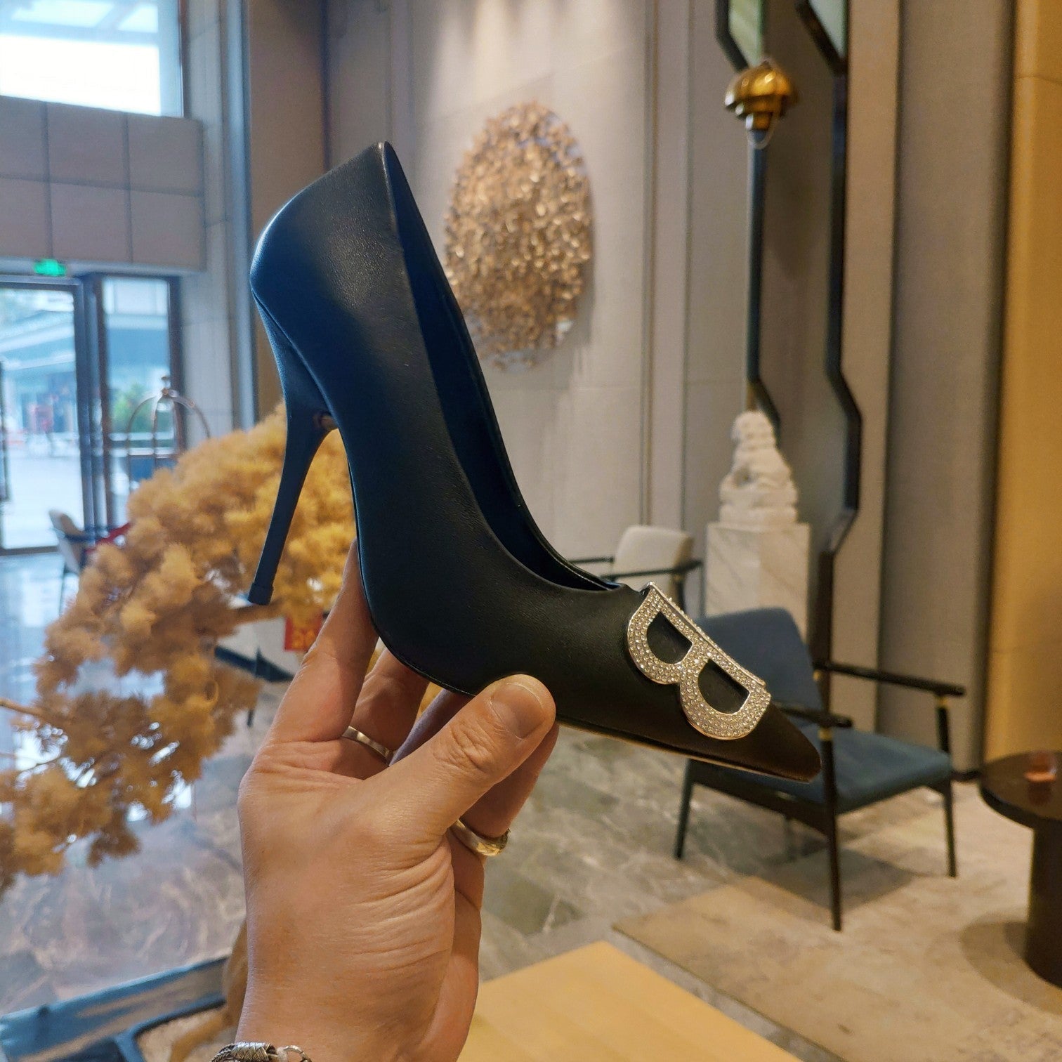 Balenciaga 26s High Heel Pump 105 Black Cowhide 681174