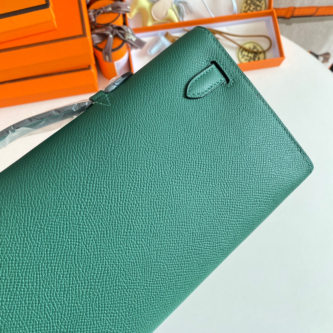 HM Kelly Cut 31 Kaitoke Green Epsom Leather Silver Hardware 229041