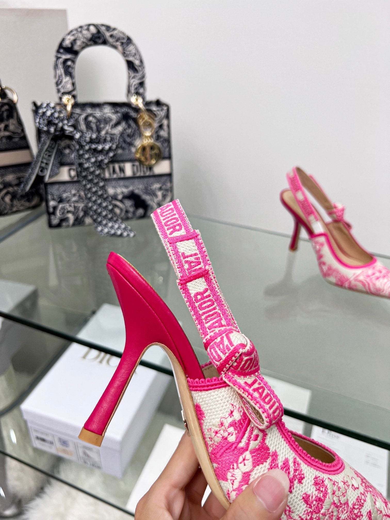 CD 25 J'Adior Slingback Pump Pink White Mesh Sheepskin