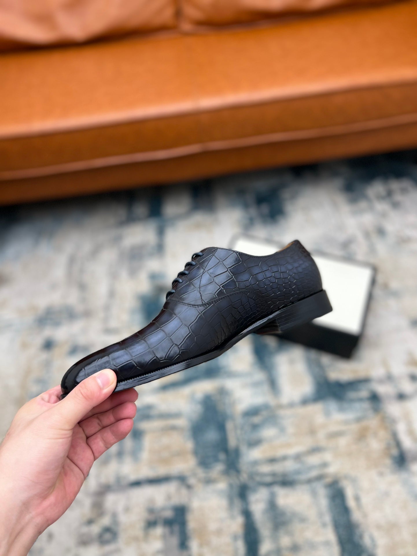 GG Men's Dress Shoe Blue Crocodile Embossed Calfskin 533107