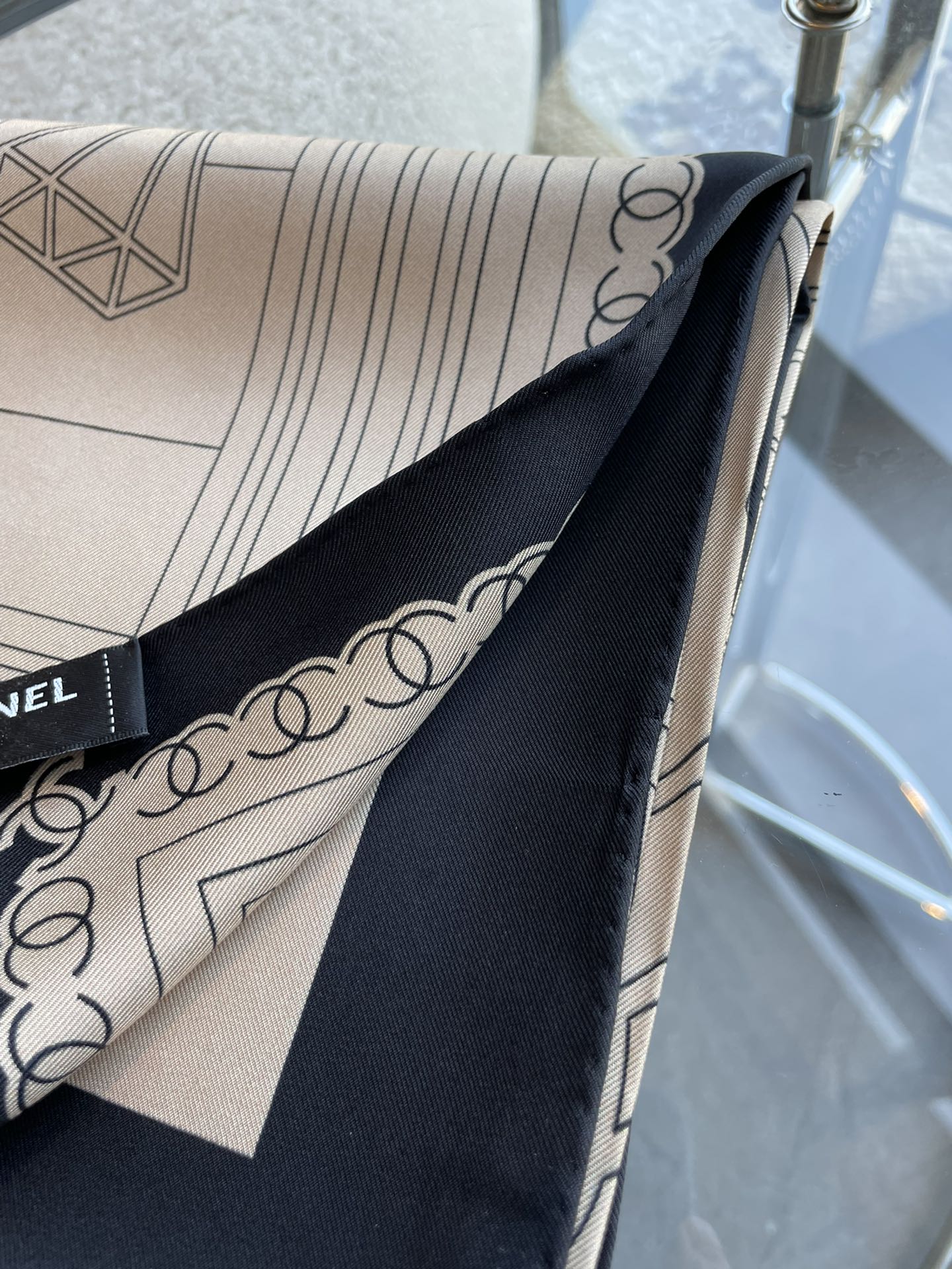 CC Square Scarf 90 CM In Beige Mix Black Cashmere Silk 288708