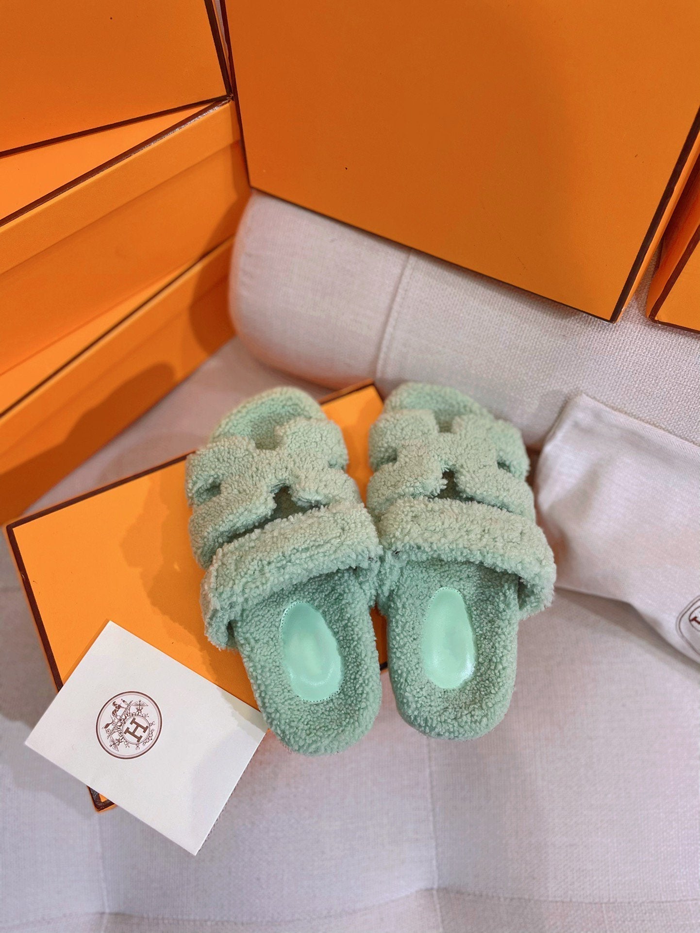 chypre sandal turquoise lamb wool