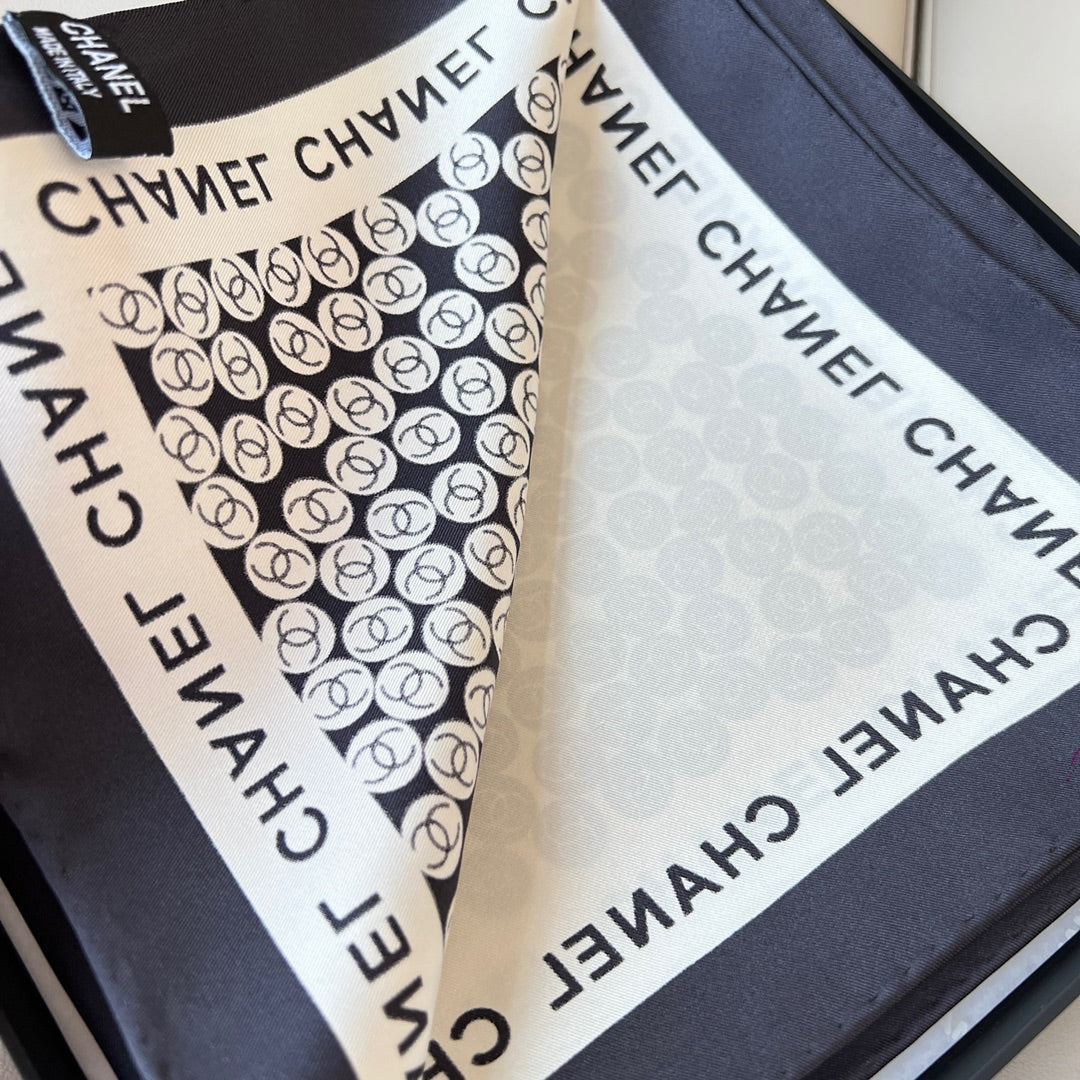 CC Square Scarf 90 CM In White Mix Black Logo Print Silk Twill 288696