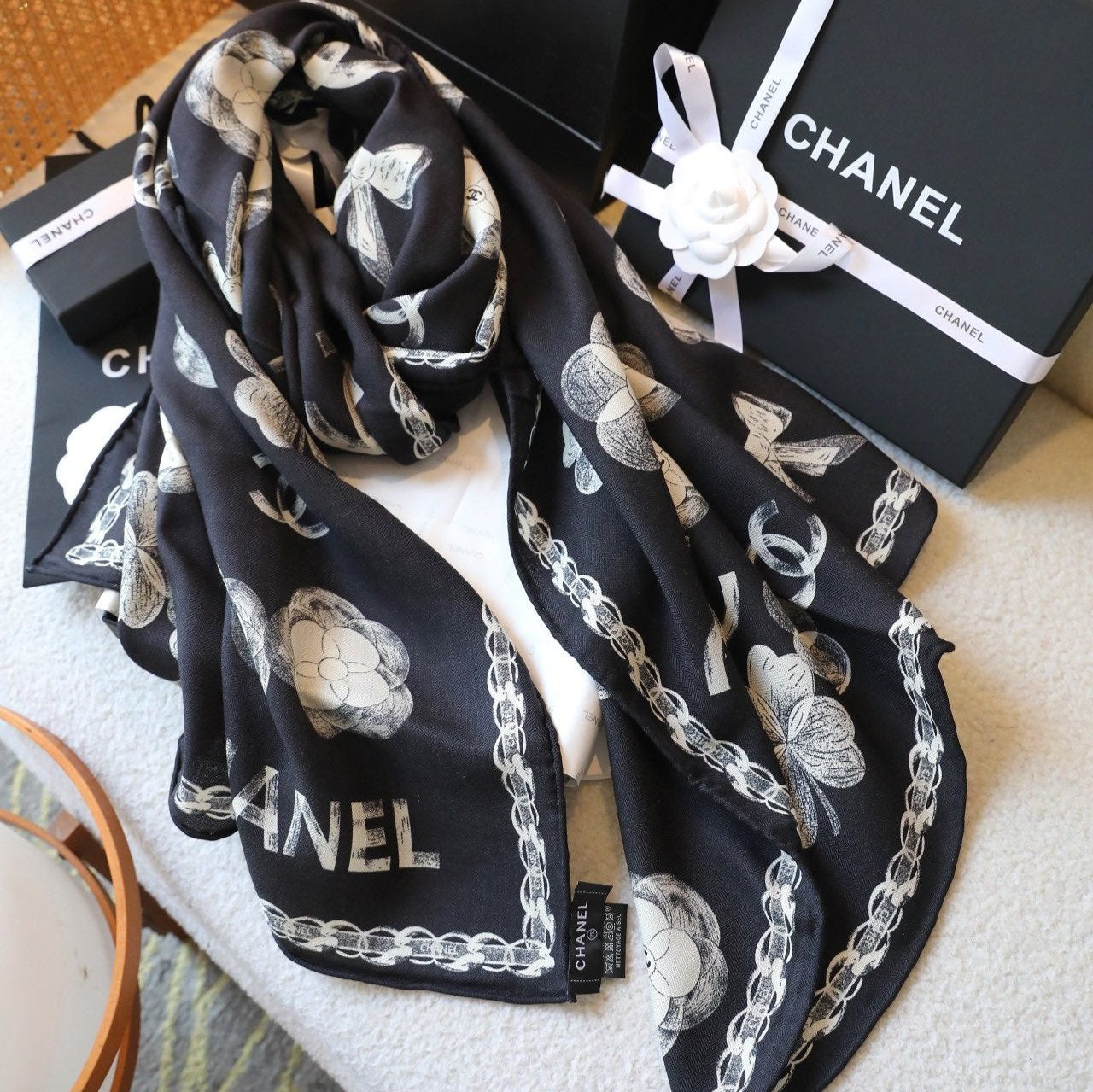 CC Scarf 180 CM In Black White Cashmere Silk 401134