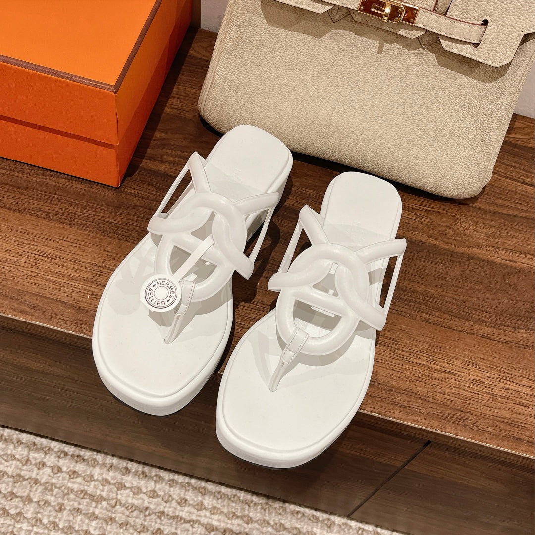 HM Gipsy Platform Thong White Sheepskin 349417