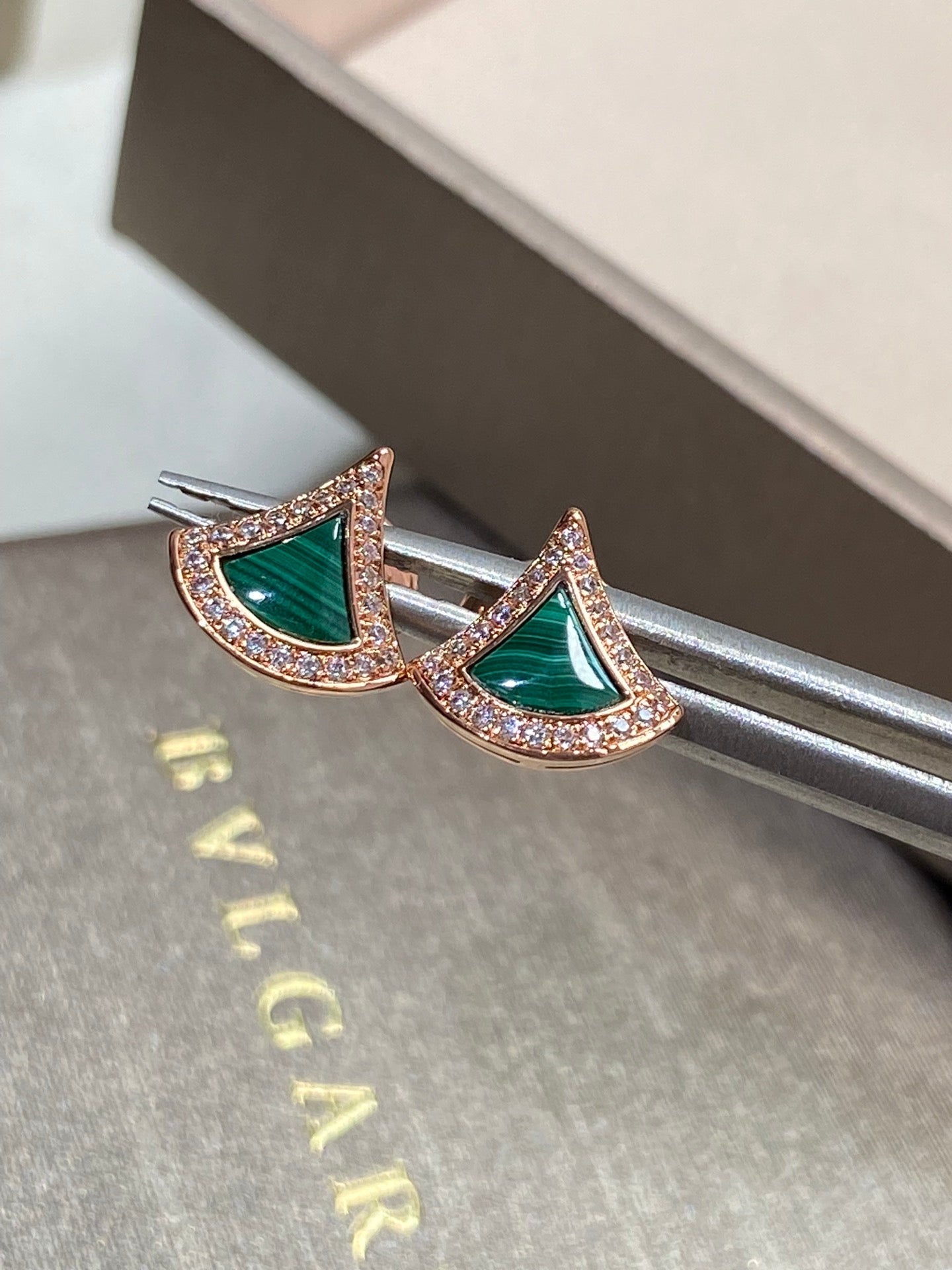 DIVAS DREAM EARRINGS PINK GOLD DIAMOND