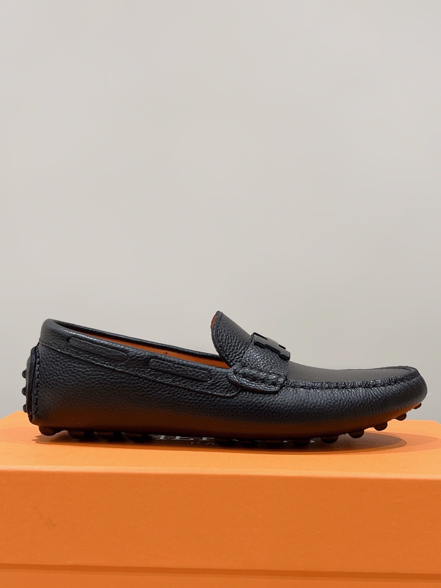 HM Men's Loafer Black Cowhide 557566
