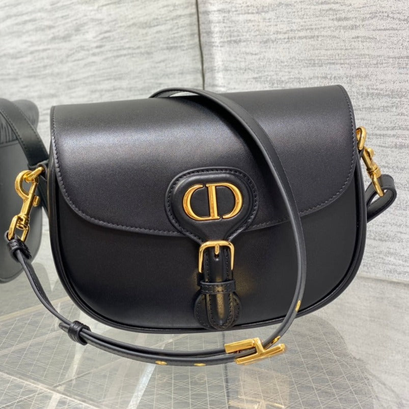 MEDIUM CD BOBBY 22CM CALFSKIN GOLD HARDWARE