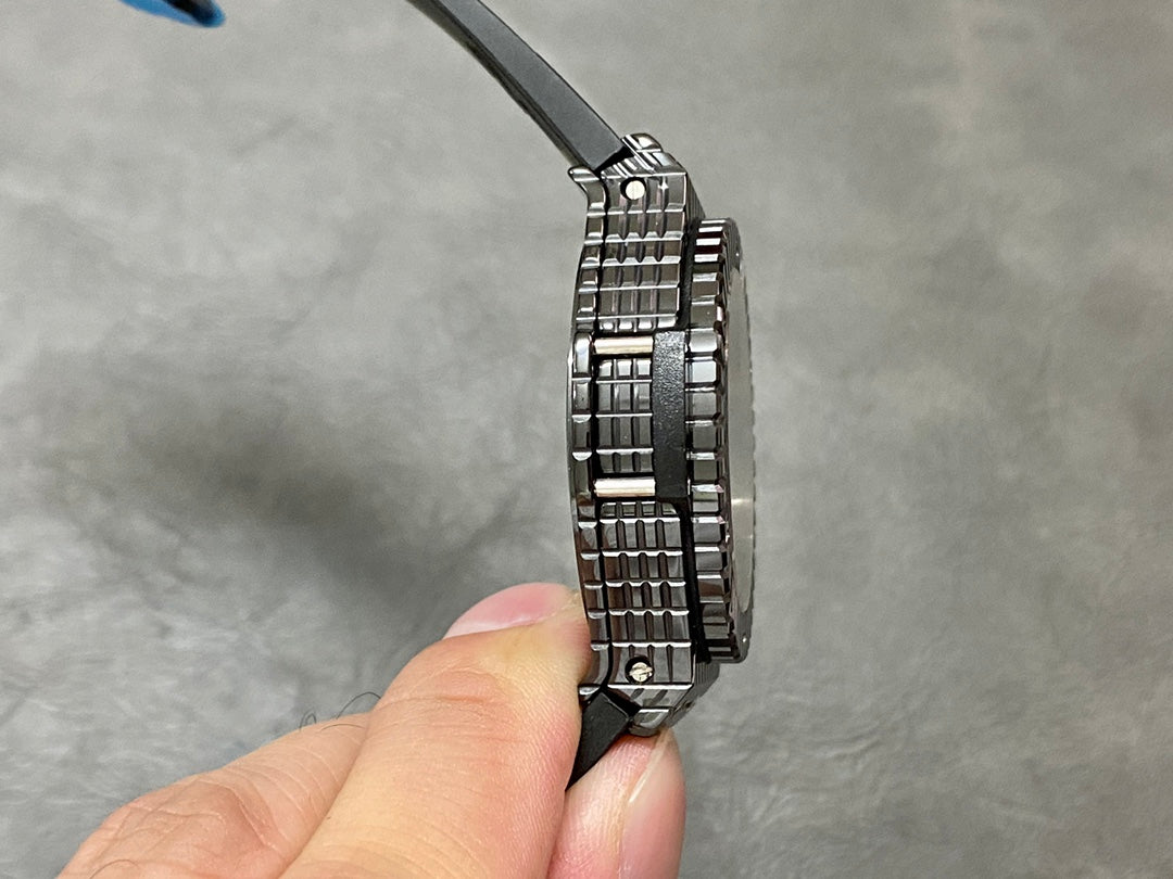 Hublot Big Bang Caviar 44mm Black Ceramic Watch