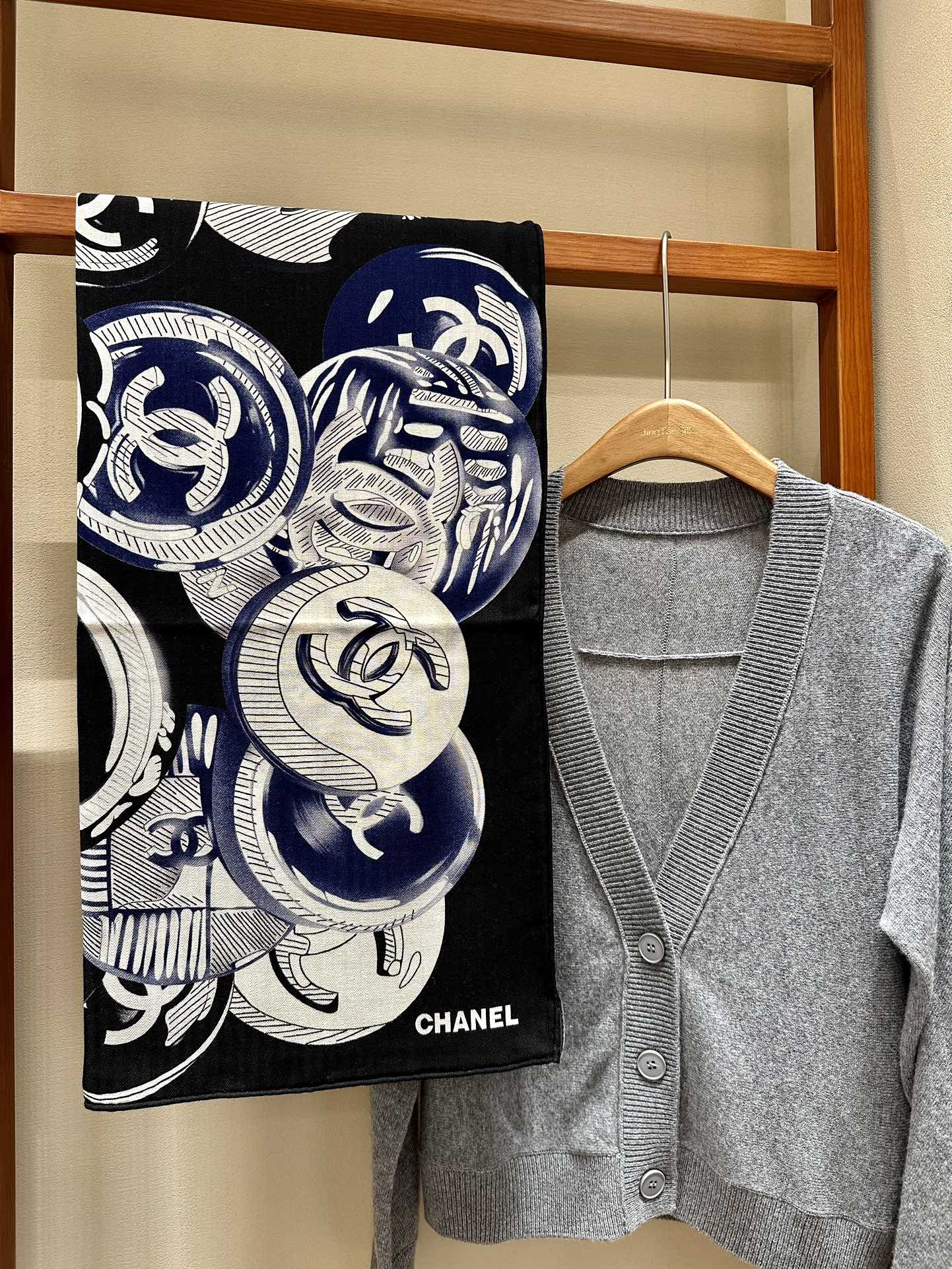 CC Square Scarf 140 CM In Black Colorful Cashmere And Silk 418150