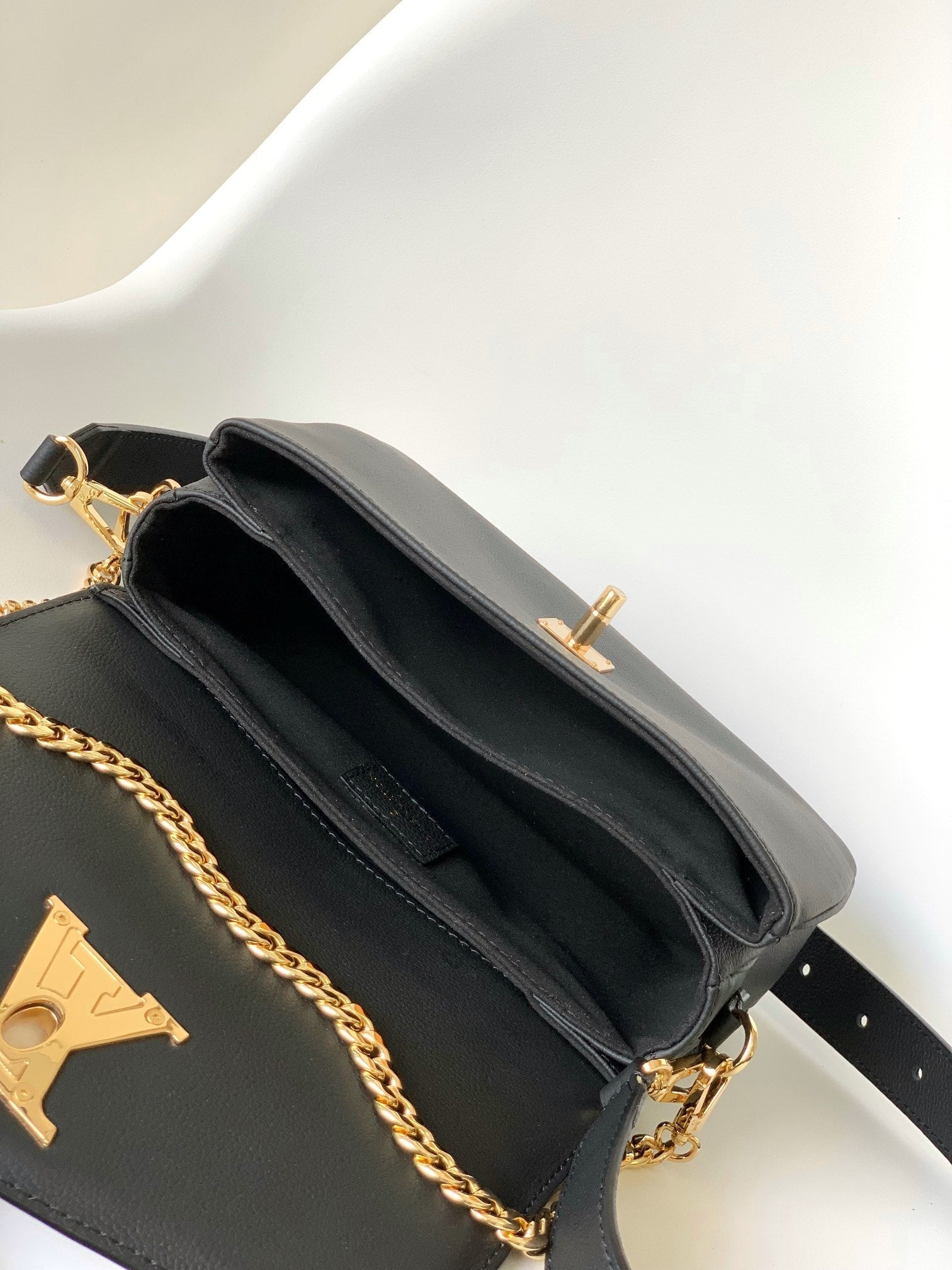 LV Oxford Bag 22cm Black Gold Cowhide 252069